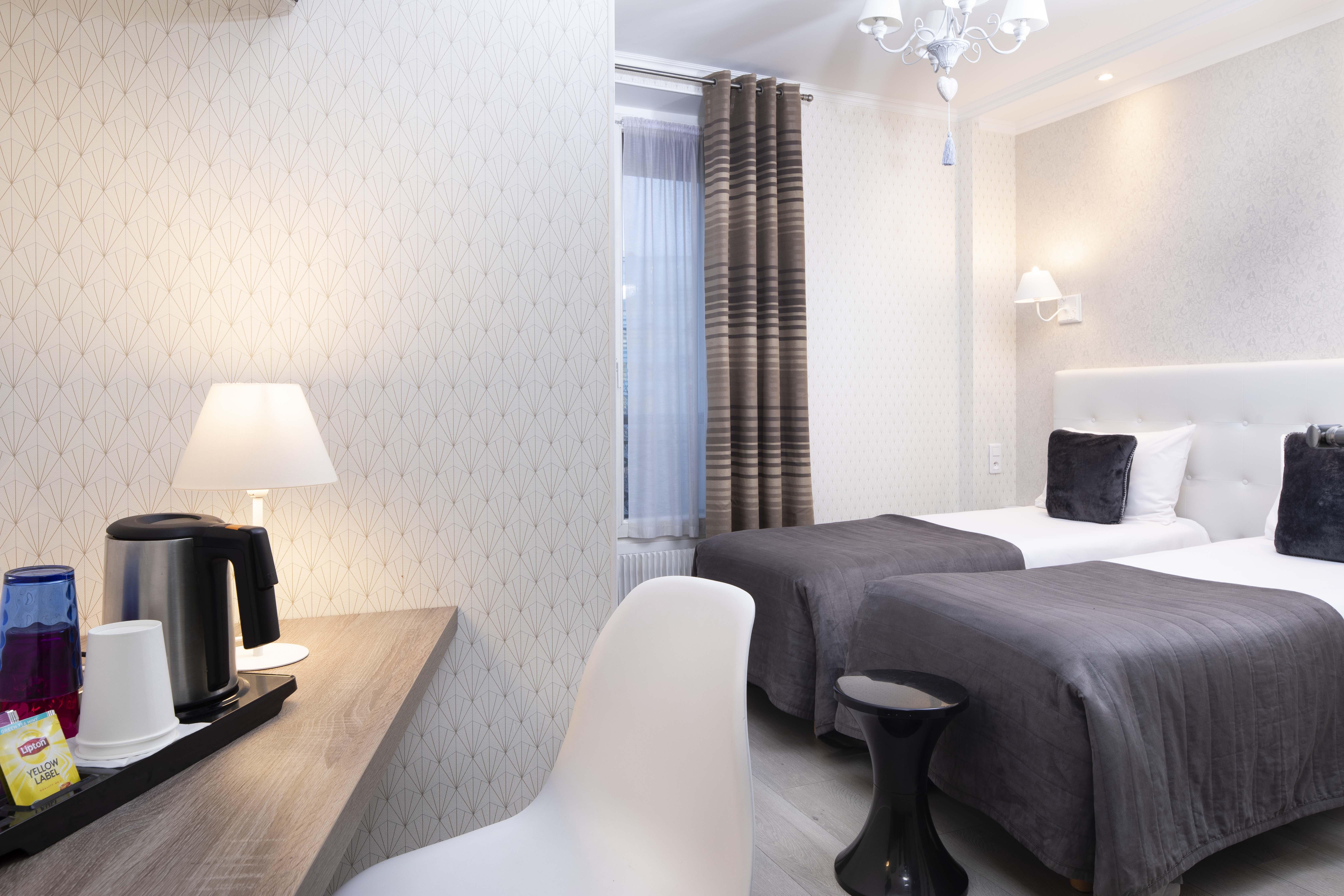 Hotel De Geneve Paris Bagian luar foto